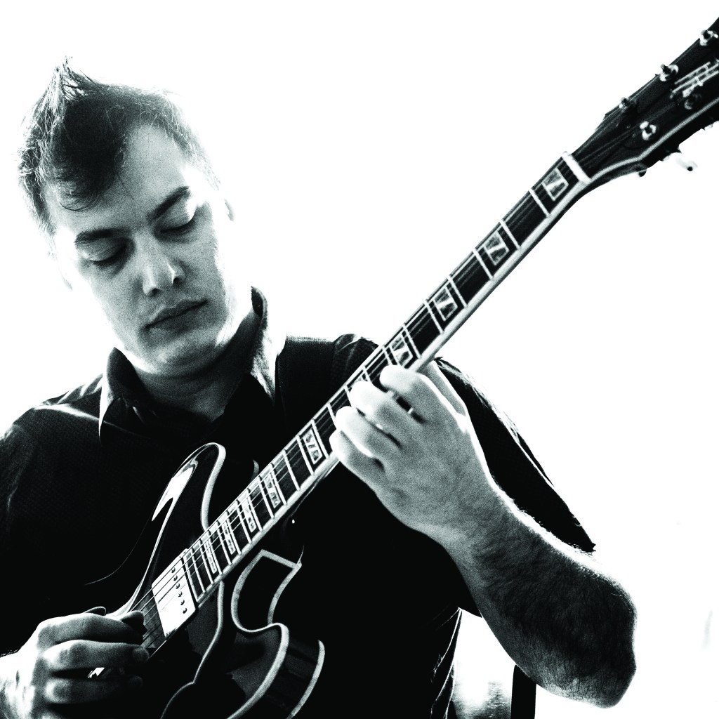 This image has an empty alt attribute; its file name is guitarist-best-guitarist-guitar.jpg